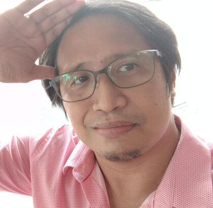 That was my Twitter profile pic circa late 2023. Click to get to the "about" section.